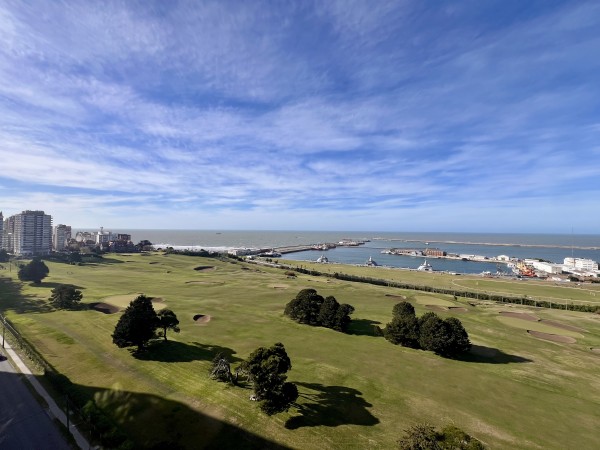 SEMIPISO EN VENTA VISTA AL GOLF 