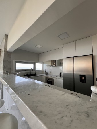 SEMIPISO EN VENTA VISTA AL GOLF 