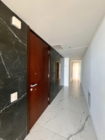 SEMIPISO EN VENTA VISTA AL GOLF 