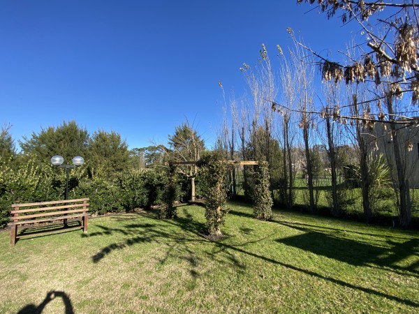 RUMENCO CASA DE 6 ambientes con pileta y gran parque forestado 