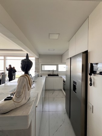 SEMIPISO EN VENTA VISTA AL GOLF 