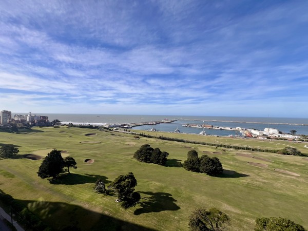 SEMIPISO EN VENTA VISTA AL GOLF 