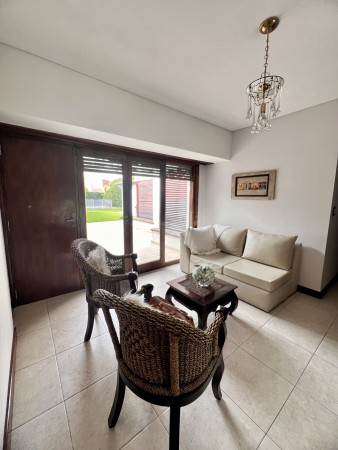 CASA EN VENTA PARQUE LURO