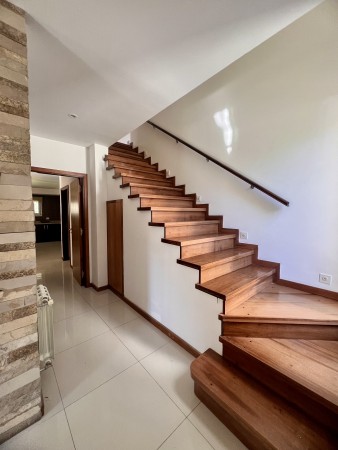 RUMENCO Casa en VENTA