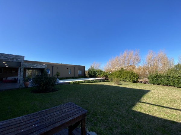 RUMENCO CASA DE 6 ambientes con pileta y gran parque forestado 