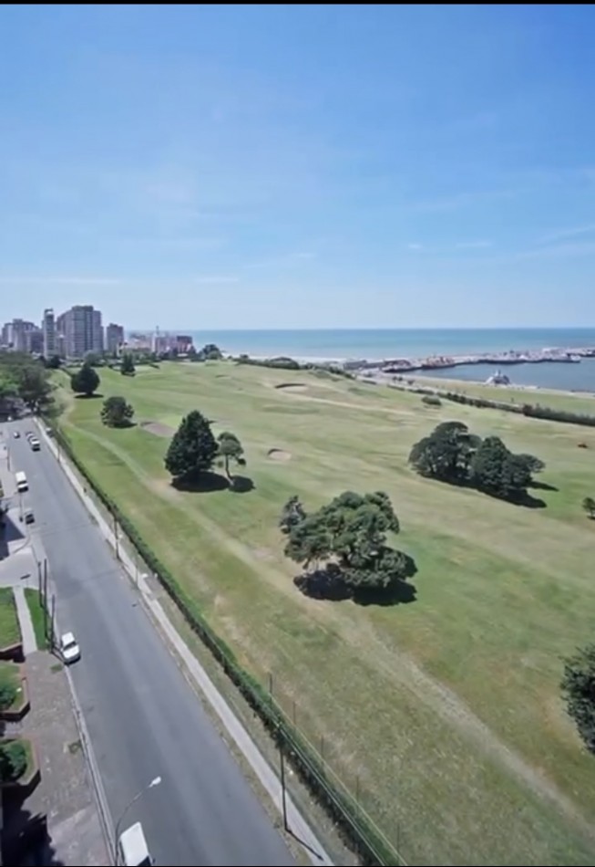 SEMIPISO DE CATEGORIA CON VISTA AL GOLF 