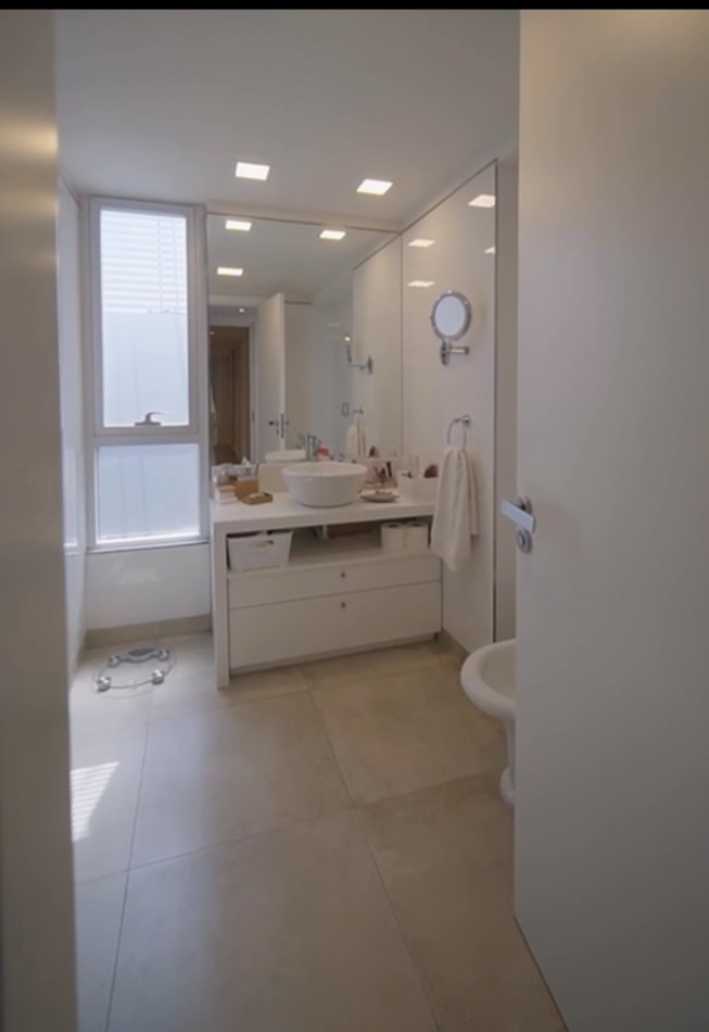 SEMIPISO DE CATEGORIA CON VISTA AL GOLF 