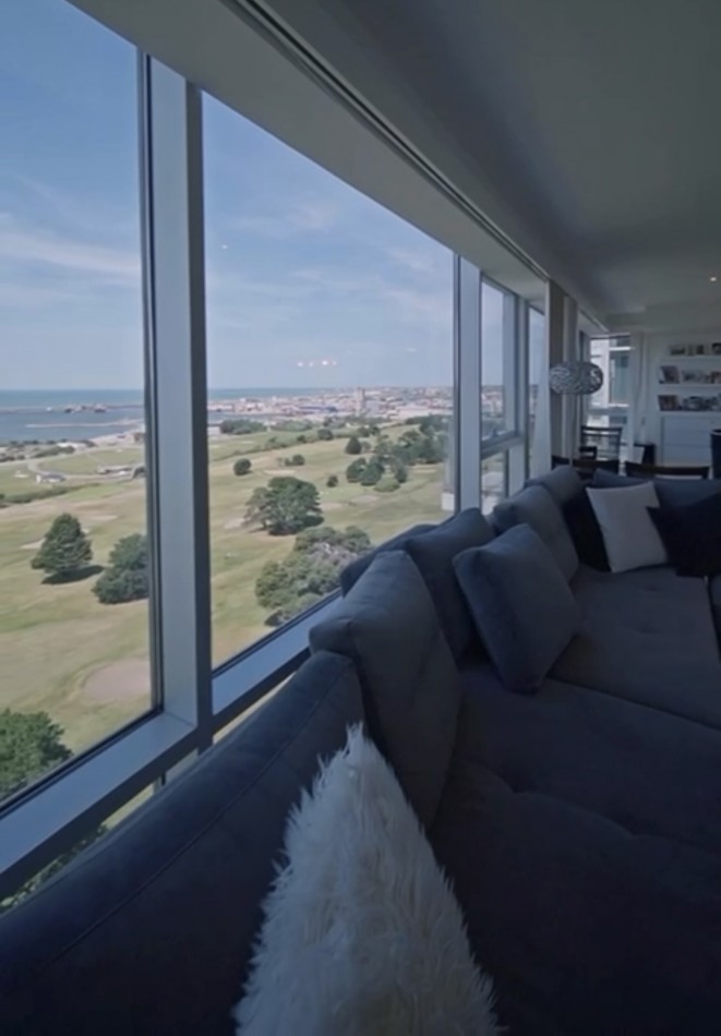 SEMIPISO DE CATEGORIA CON VISTA AL GOLF 