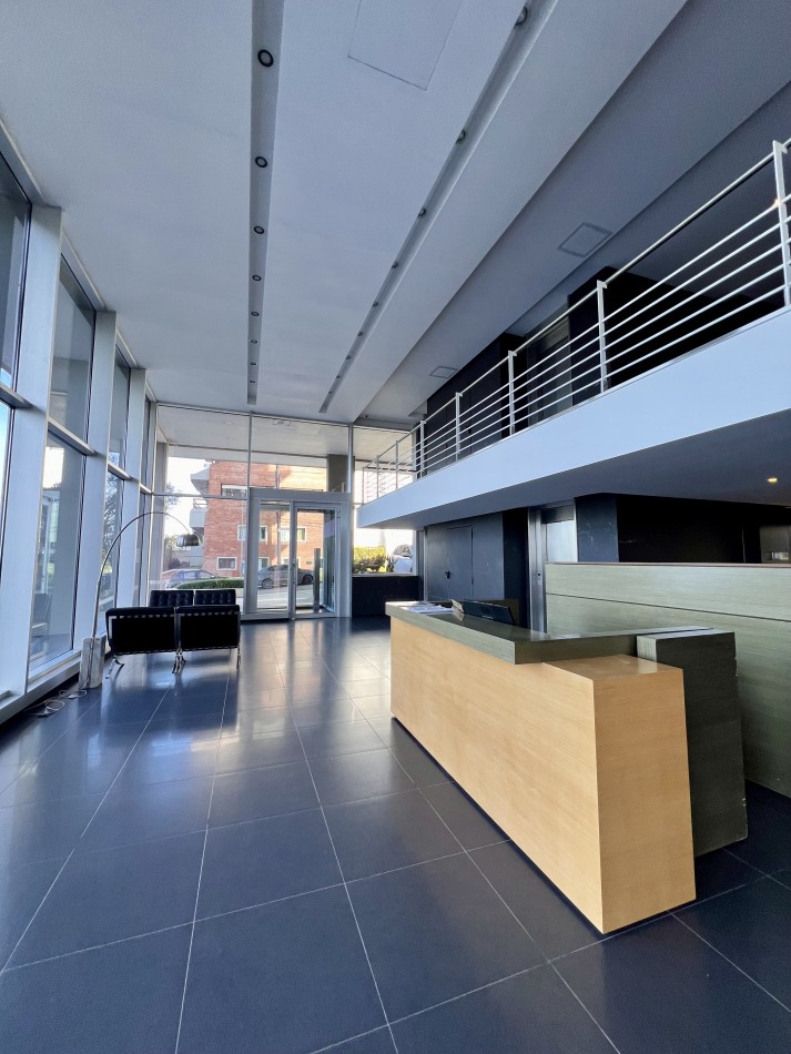 SEMIPISO DE CATEGORIA CON VISTA AL GOLF 