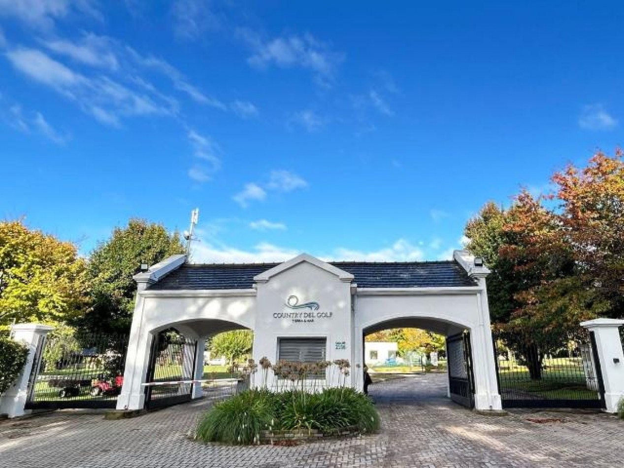 TIERRA Y MAR COUNTRY DEL GOLF. CASA EN VENTA 