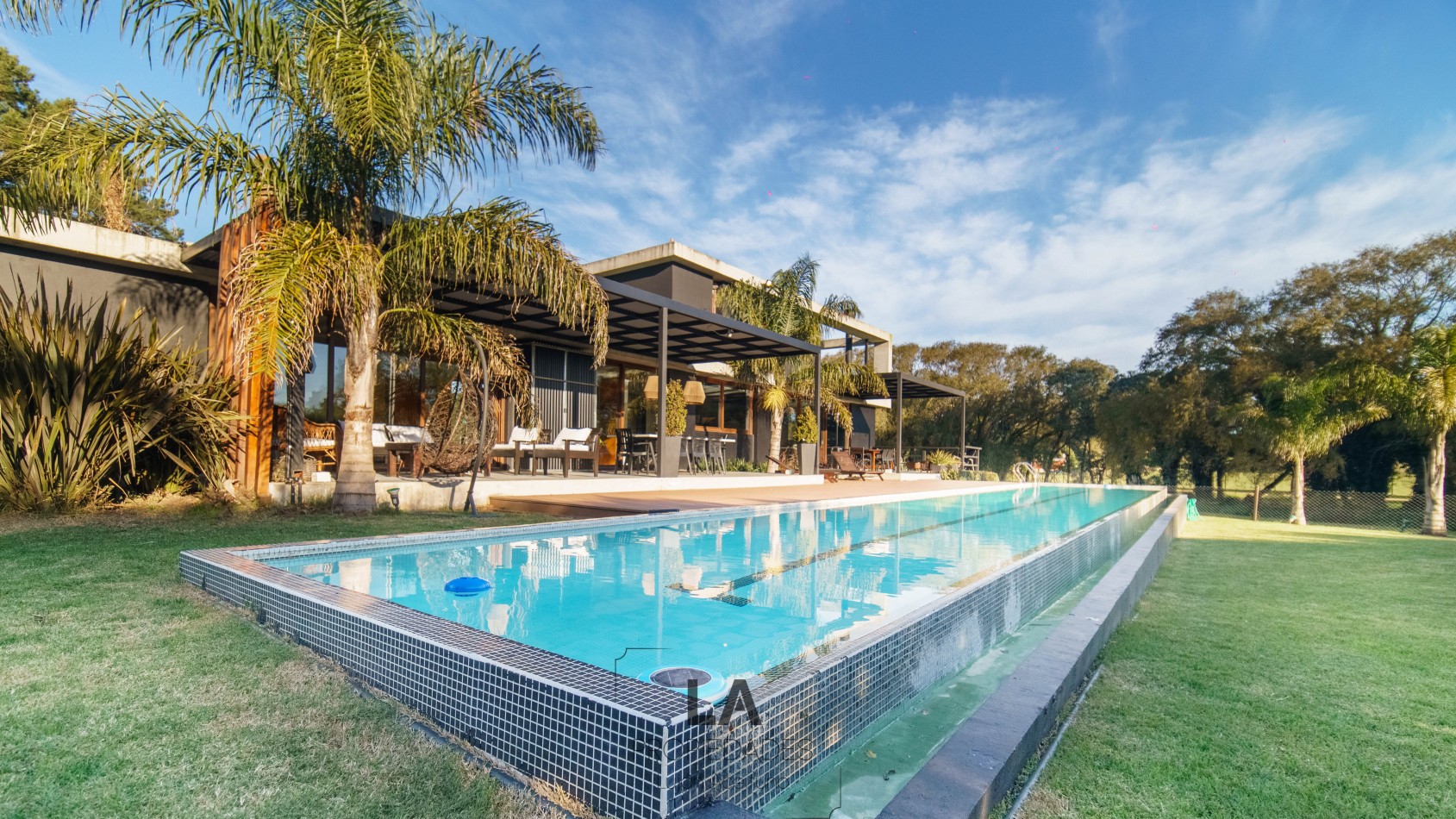 RUMENCO EXCLUSIVA CASA EN VENTA 