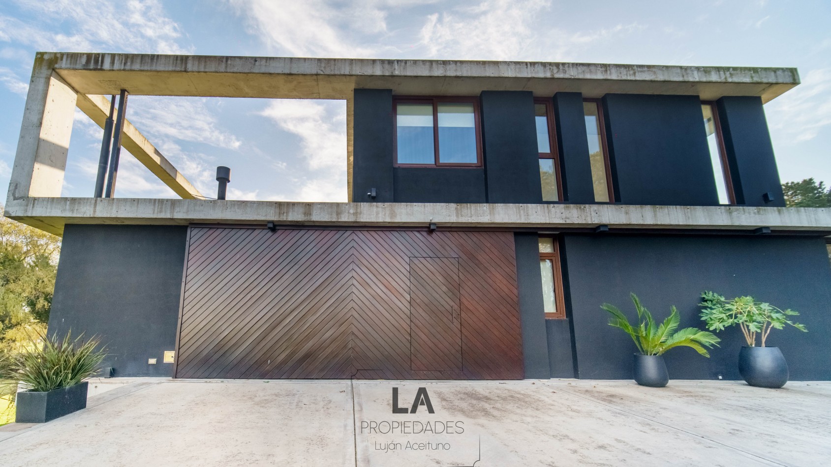 RUMENCO EXCLUSIVA CASA EN VENTA 