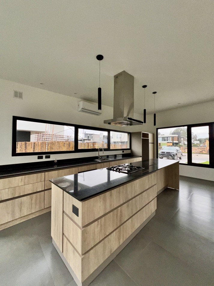 RUMENCO JOVEN CASA A ESTRENAR 