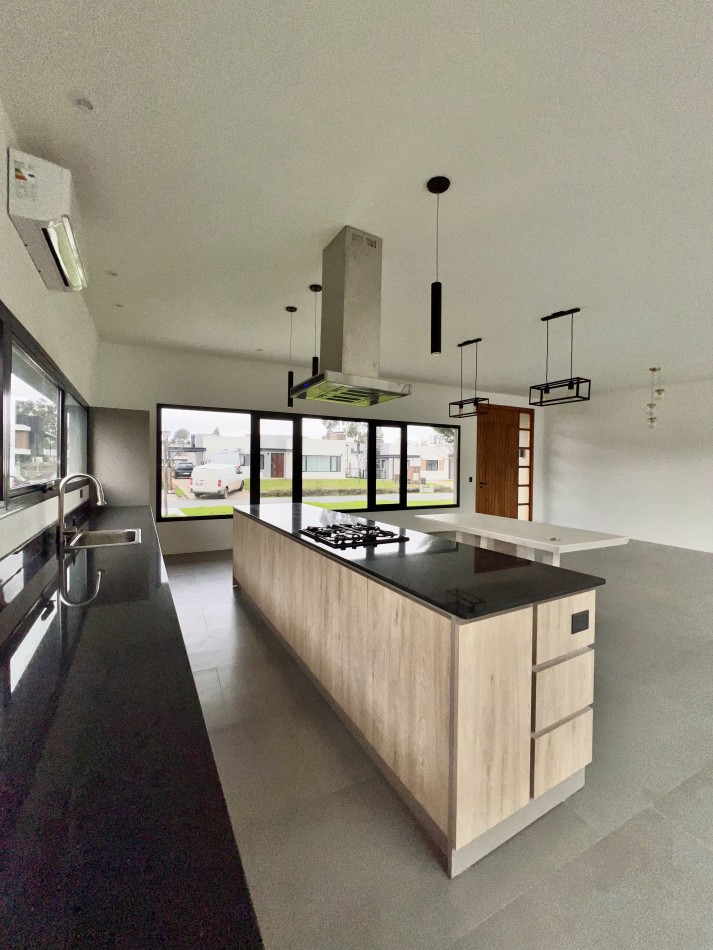 RUMENCO JOVEN CASA A ESTRENAR 