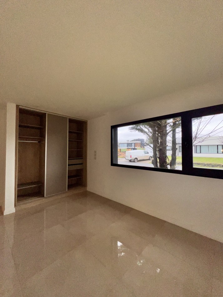 RUMENCO JOVEN CASA A ESTRENAR 