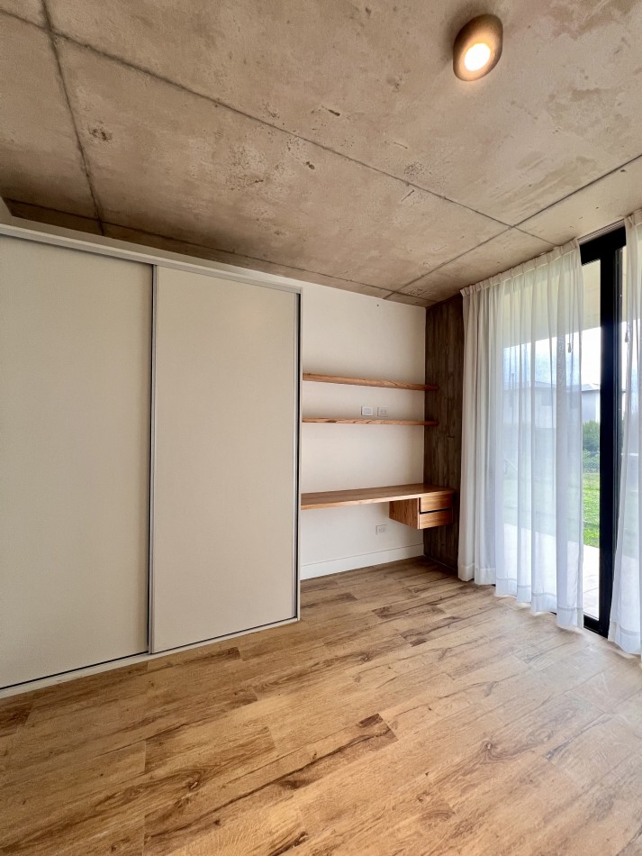 RUMENCO JOVEN CASA A ESTRENAR 