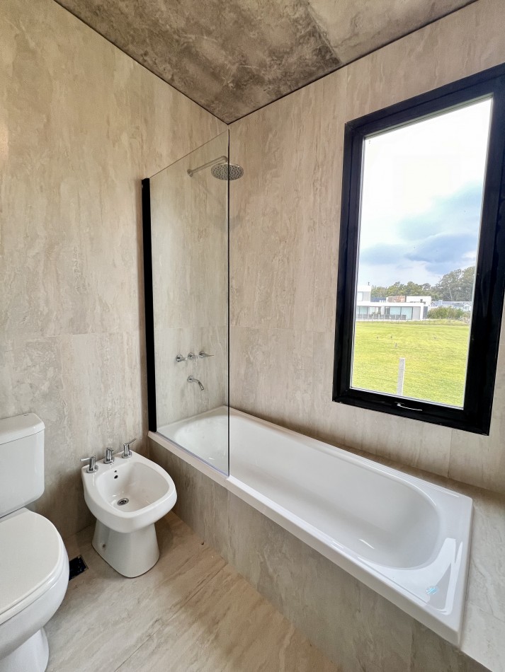 RUMENCO JOVEN CASA A ESTRENAR 