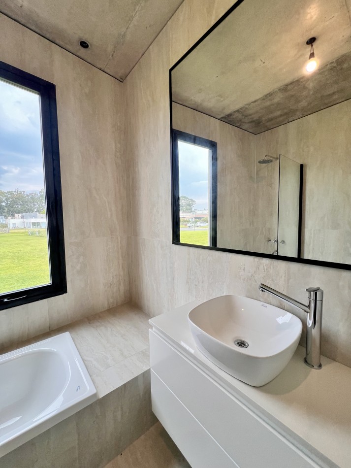 RUMENCO JOVEN CASA A ESTRENAR 