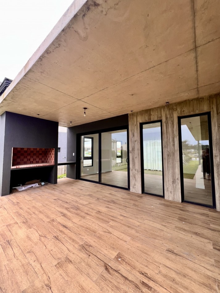 RUMENCO JOVEN CASA A ESTRENAR 