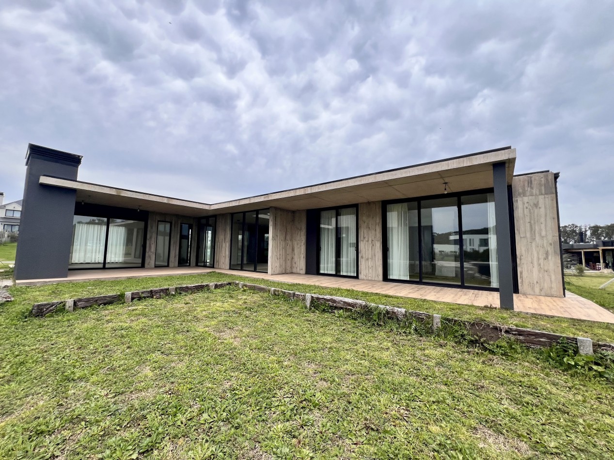 RUMENCO JOVEN CASA A ESTRENAR 