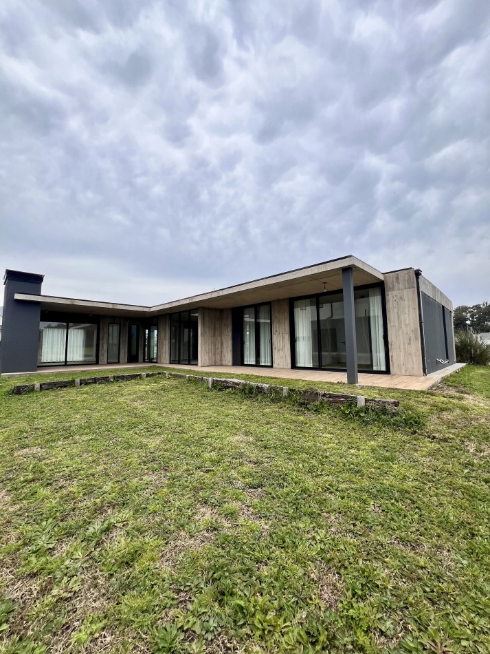 RUMENCO JOVEN CASA A ESTRENAR 