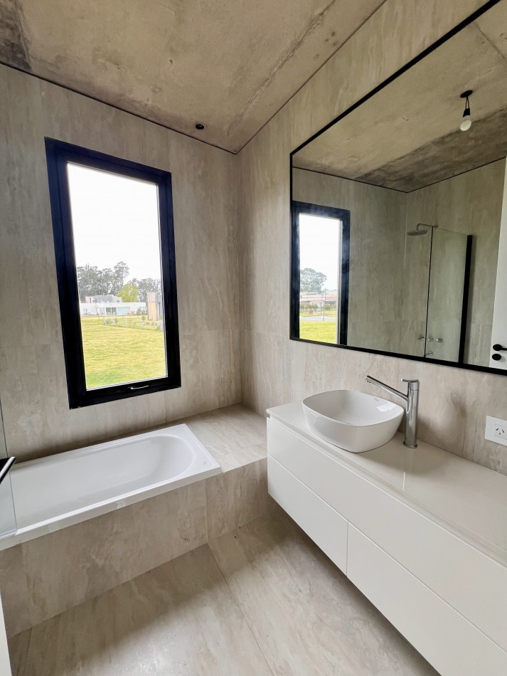 RUMENCO JOVEN CASA A ESTRENAR 