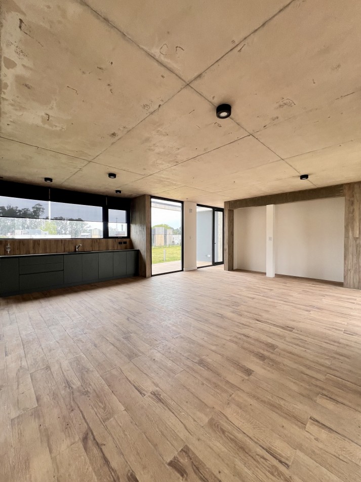 RUMENCO JOVEN CASA A ESTRENAR 