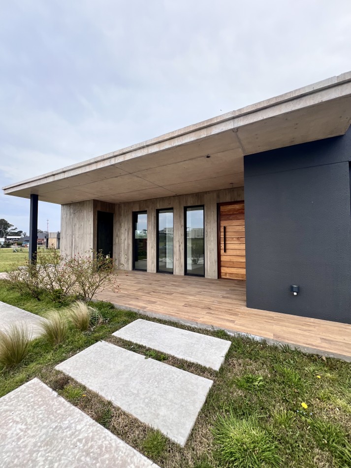 RUMENCO JOVEN CASA A ESTRENAR 