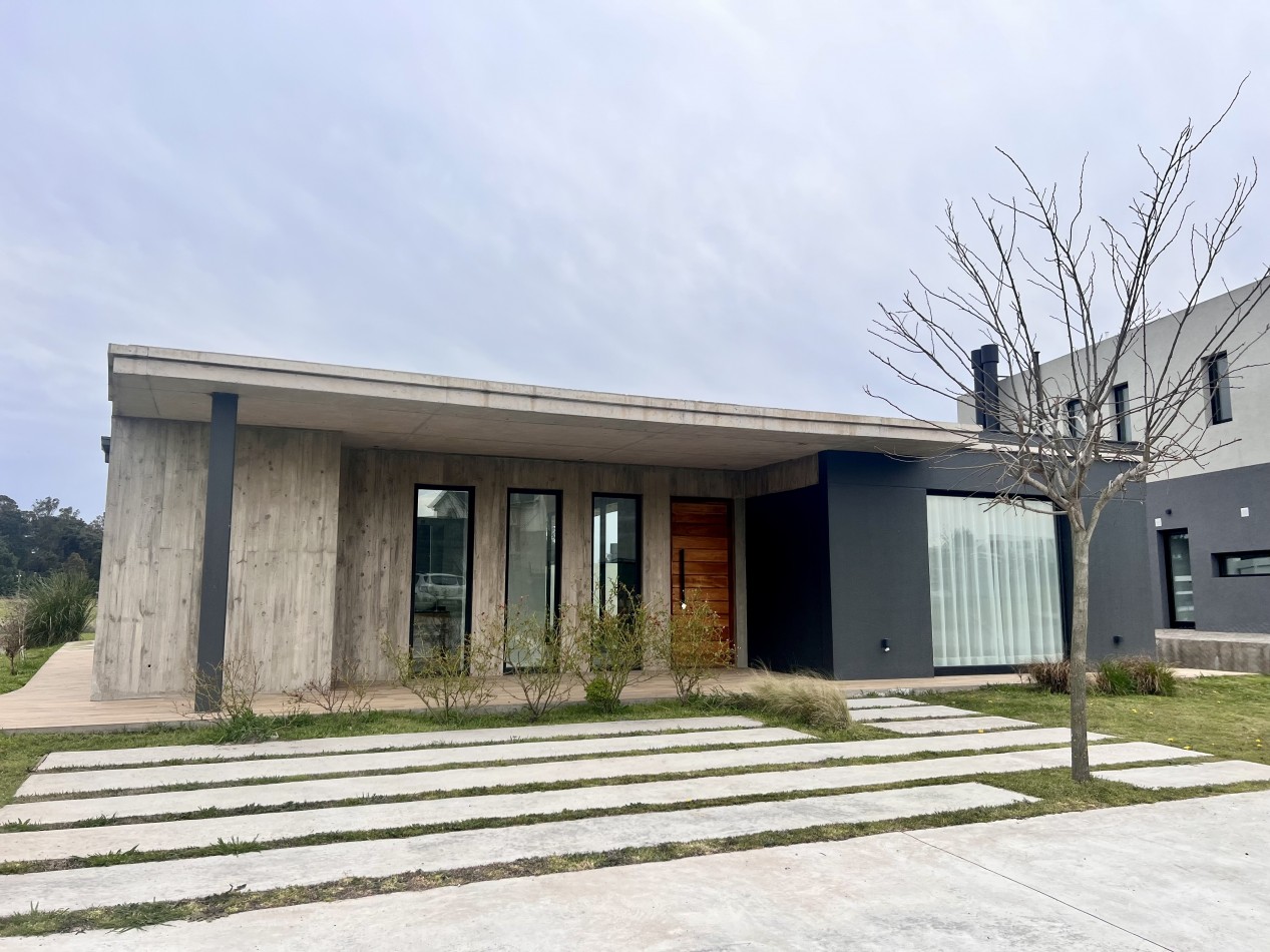 RUMENCO JOVEN CASA A ESTRENAR 