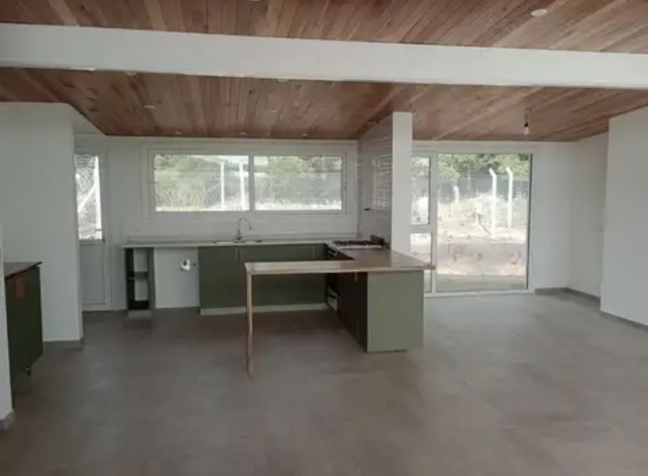 RUMENCO JOVEN CASA EN VENTA 4 AMBIENTES 