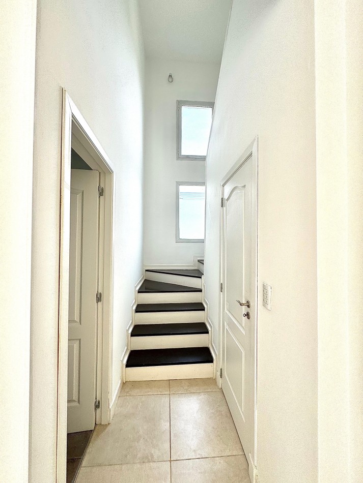 RUMENCO CASA EN ALQUILER 