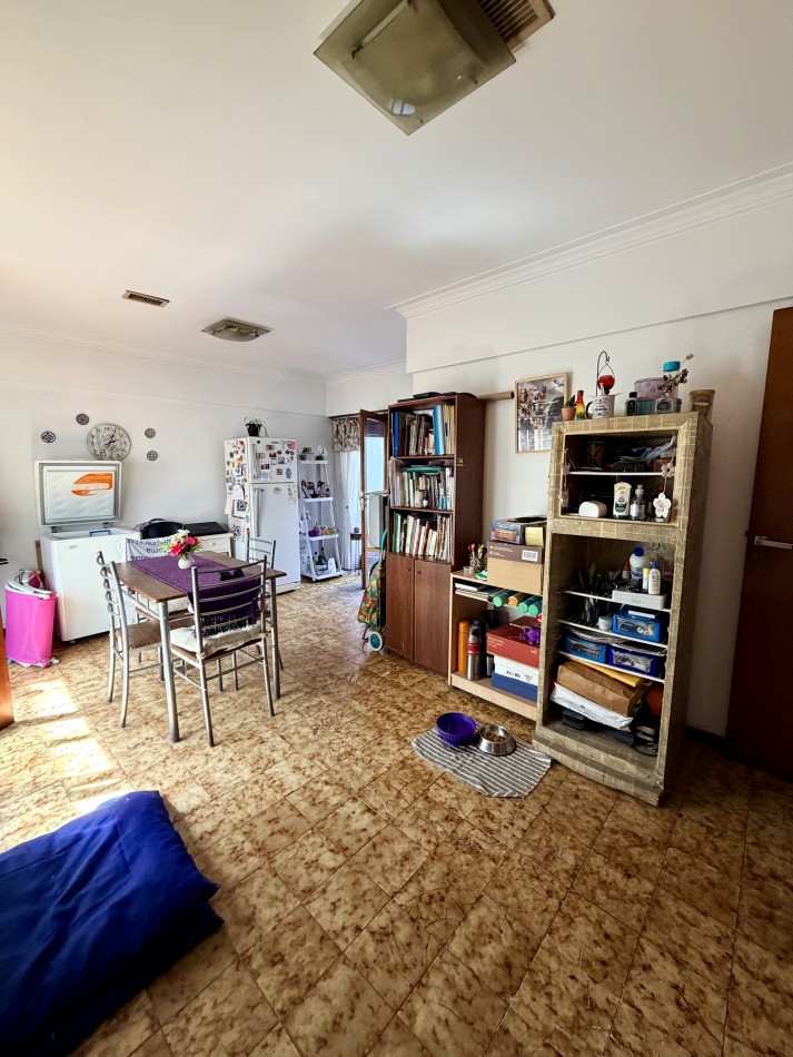 CASA EN VENTA 5 AMBIENTES 