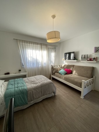 RUMENCO CASA DE 6 ambientes con pileta y gran parque forestado 