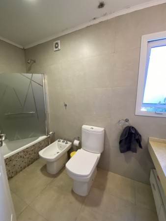 RUMENCO CASA DE 6 ambientes con pileta y gran parque forestado 