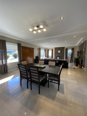 RUMENCO CASA DE 6 ambientes con pileta y gran parque forestado 