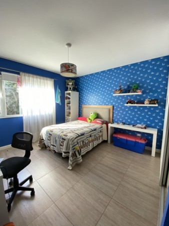 RUMENCO CASA DE 6 ambientes con pileta y gran parque forestado 