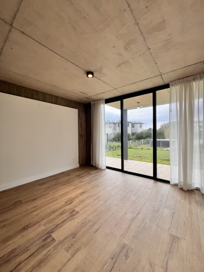 RUMENCO JOVEN CASA A ESTRENAR 