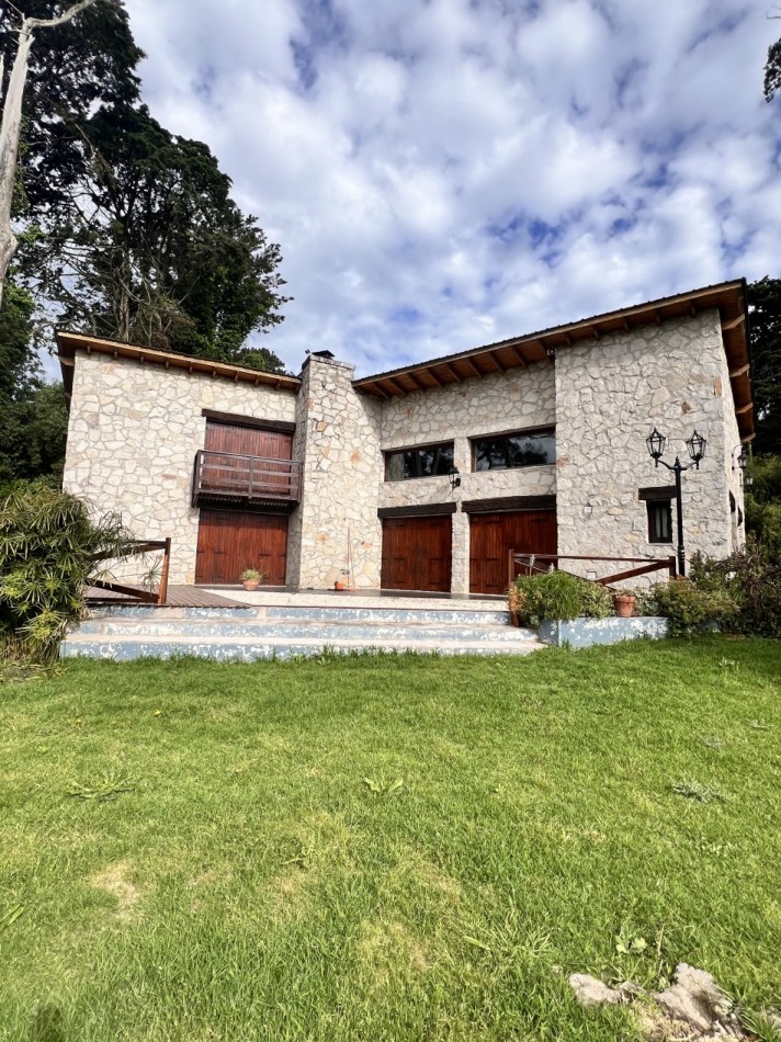 CASA EN EL BOSQUE PERALTA RAMOS 