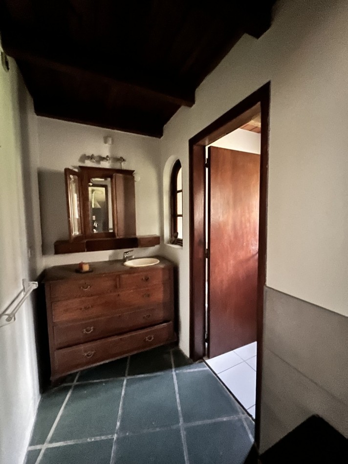 CASA EN EL BOSQUE PERALTA RAMOS 