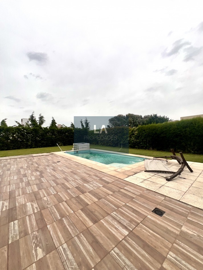 ARENAS DEL SUR CASA EN VENTA 