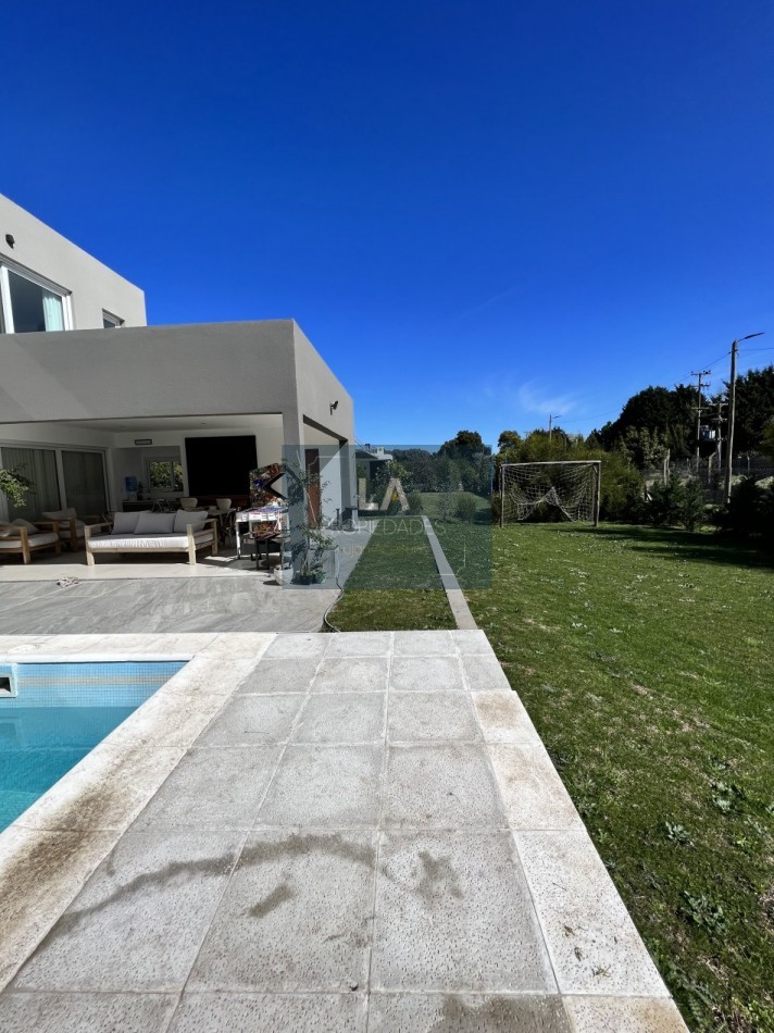 ARENAS DEL SUR CASA EN VENTA 