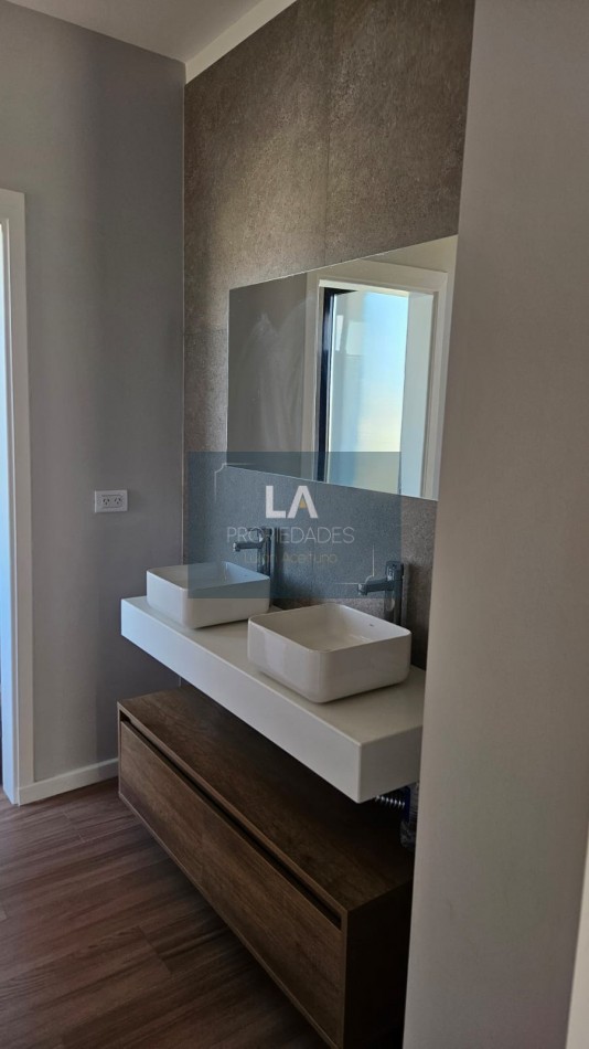 ARENAS CHICO CASA EN VENTA 4 AMBIENTES 