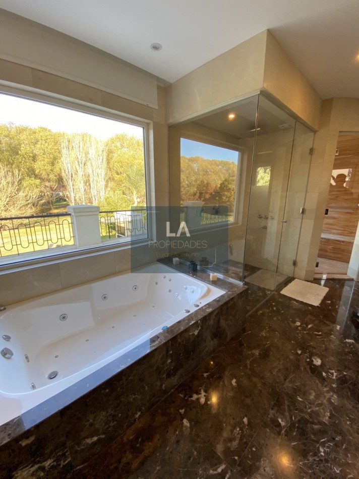 RUMENCO EXCLUSIVA PROPIEDAD EN VENTA 