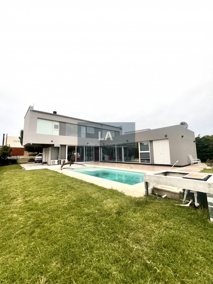 ARENAS DEL SUR CASA EN VENTA 