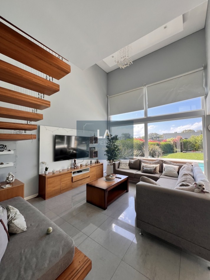 ARENAS DEL SUR MAGNIFICA PROPIEDAD EN VENTA 